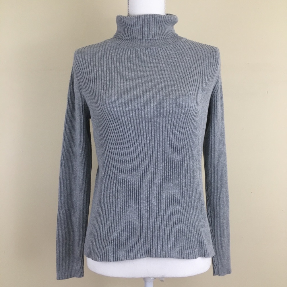 Kim Rogers Gray Turtleneck Sweater